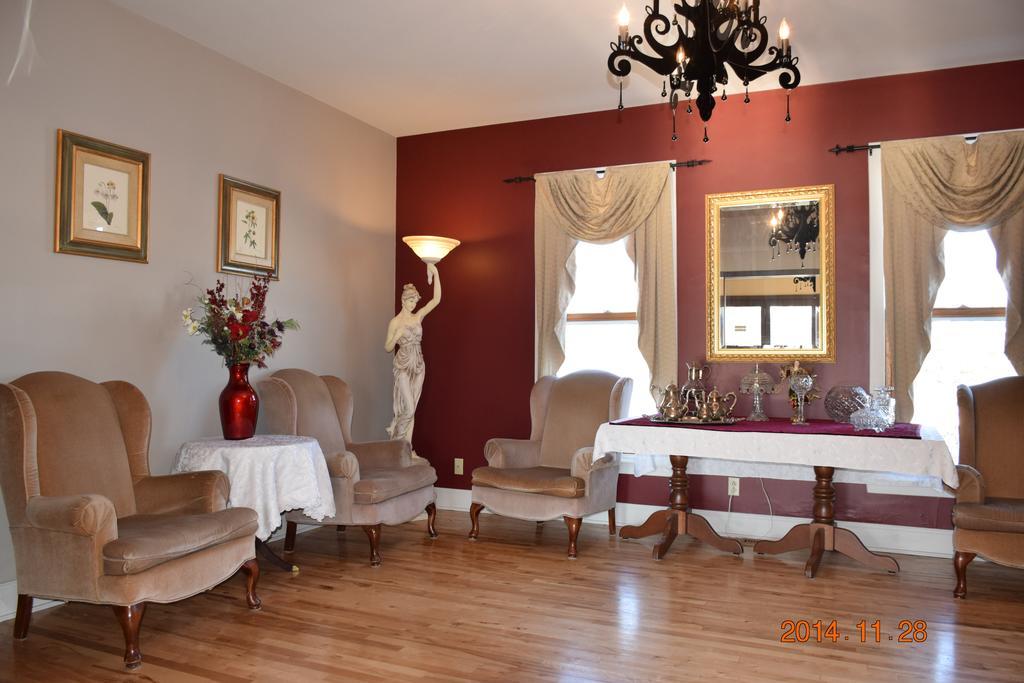 Auberge Wild Rose Inn Moncton Extérieur photo
